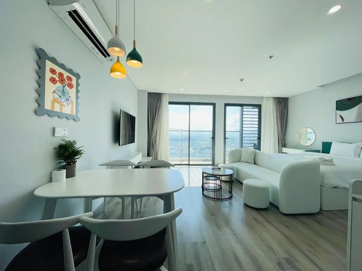 Marina Suites Nha Trang - Studio - Luxury Full Option Apt - River&Moutain View 0*,