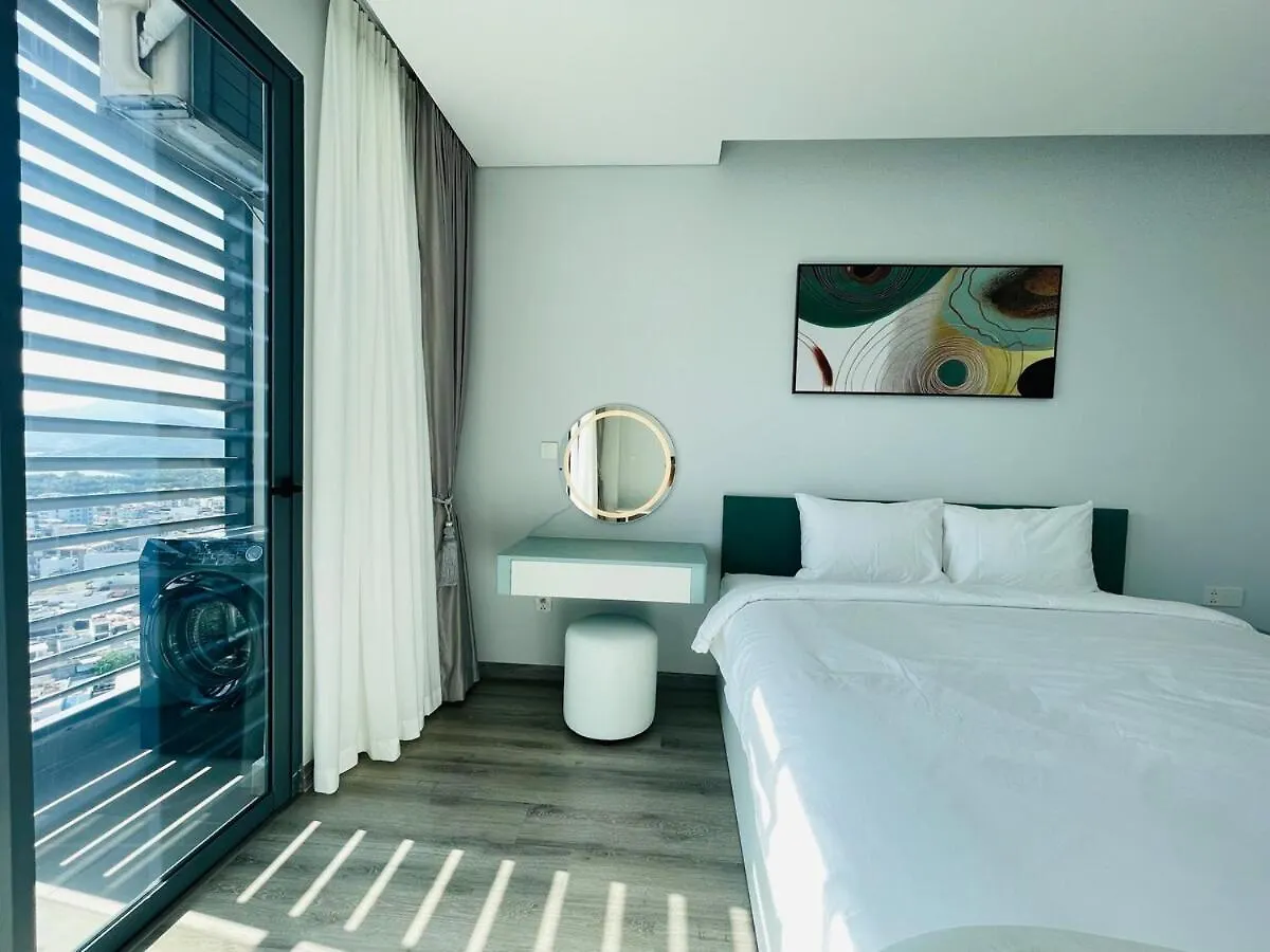 Marina Suites Nha Trang - Studio - Luxury Full Option Apt - River&Moutain View